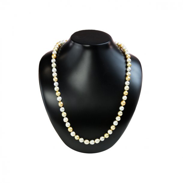 pearl necklace